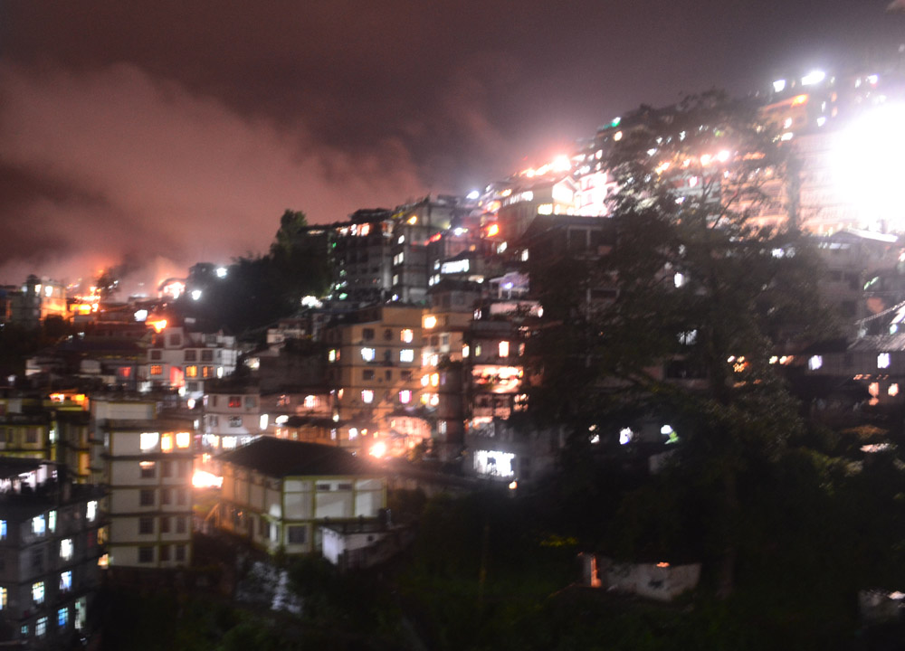 Hill Station Lights Mountain Lights, Top Attractions in Sikkim and Gangtok