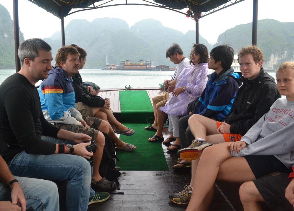 Travelling Flashpackers, Best Halong Bay Overnight Cruise Tours from Hanoi